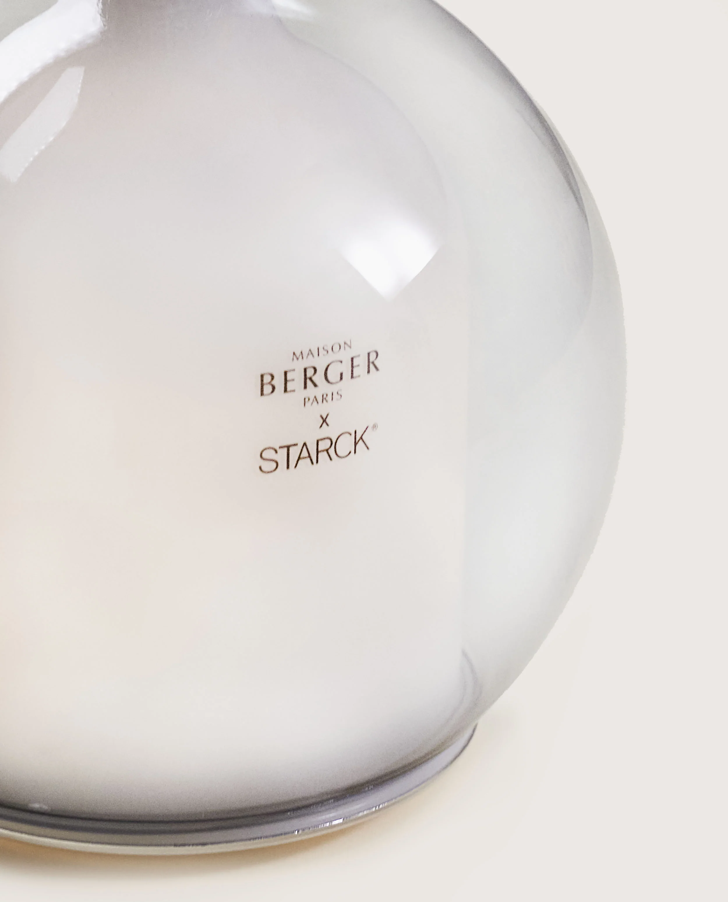 Mist diffuser by Starck Peau de Pierre - Image 3