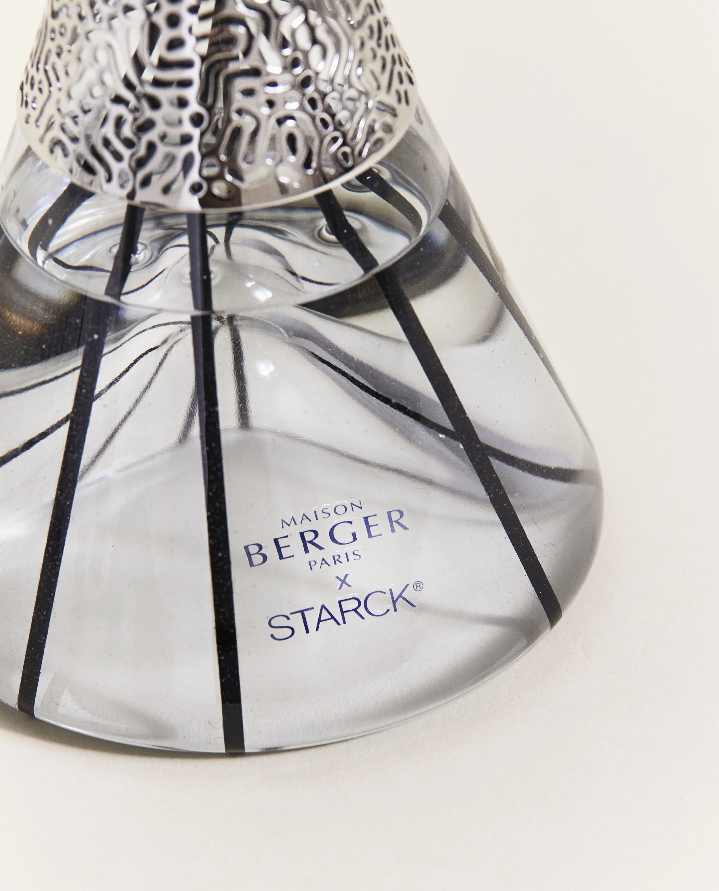 Parfumsticks by Starck Peau de Pierre - Image 3